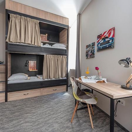 Downtown Boutique Hostel Zadar Ngoại thất bức ảnh