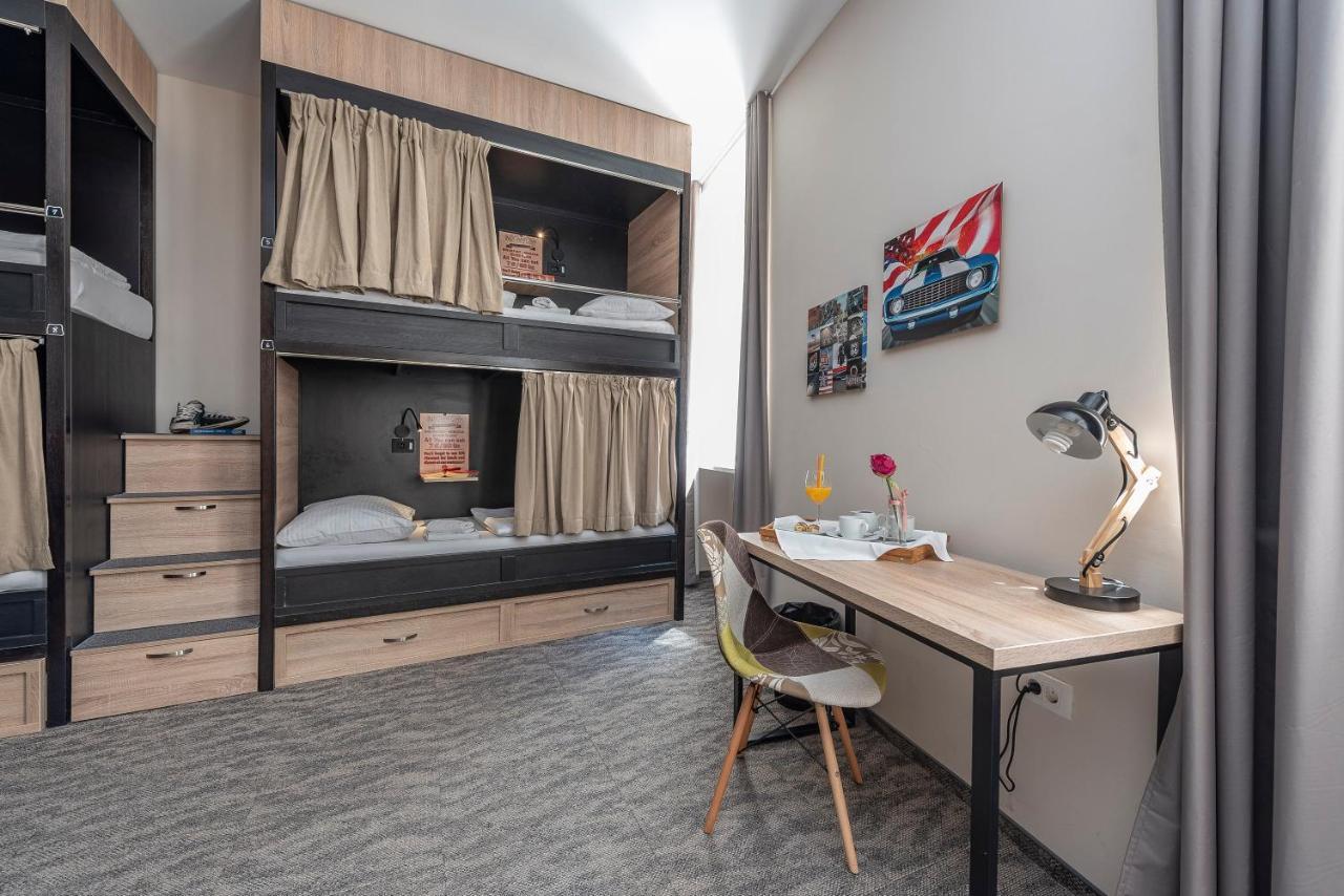 Downtown Boutique Hostel Zadar Ngoại thất bức ảnh