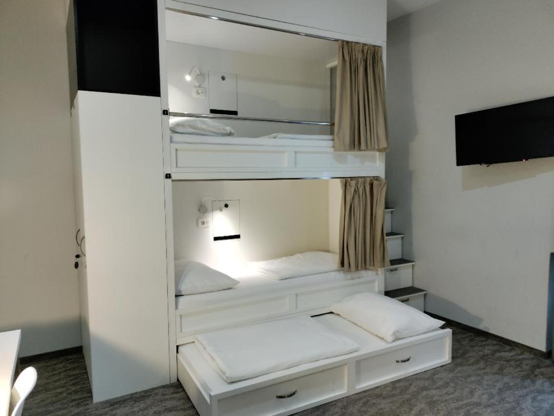 Downtown Boutique Hostel Zadar Ngoại thất bức ảnh