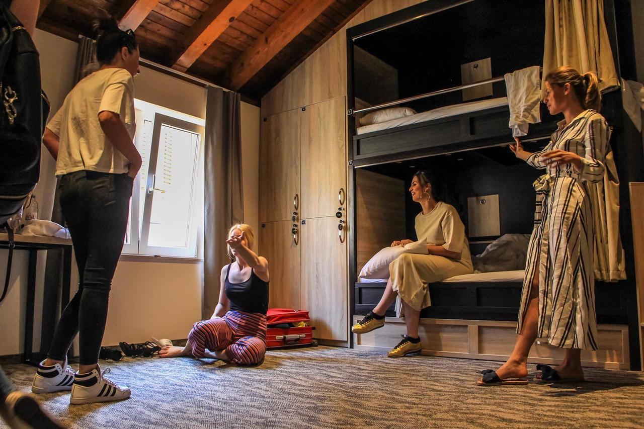 Downtown Boutique Hostel Zadar Ngoại thất bức ảnh