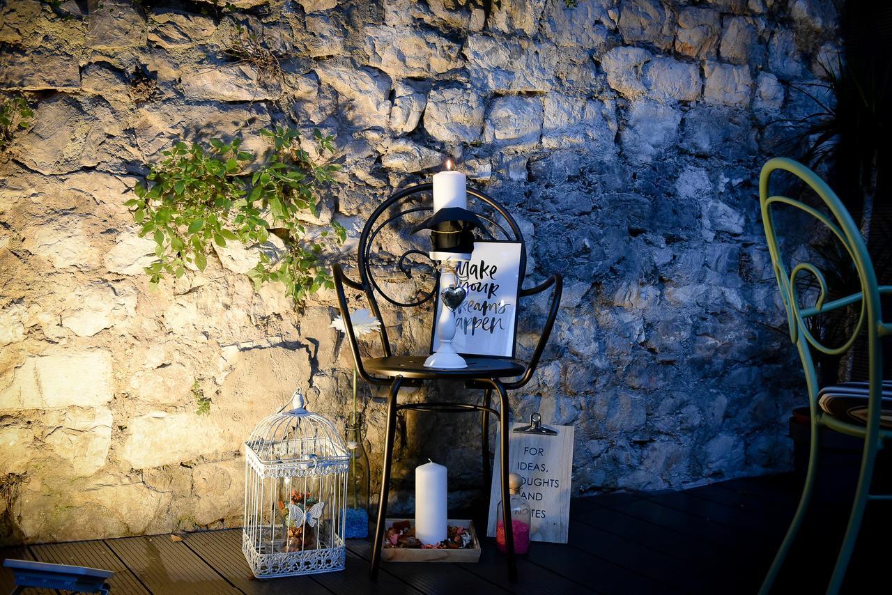 Downtown Boutique Hostel Zadar Ngoại thất bức ảnh