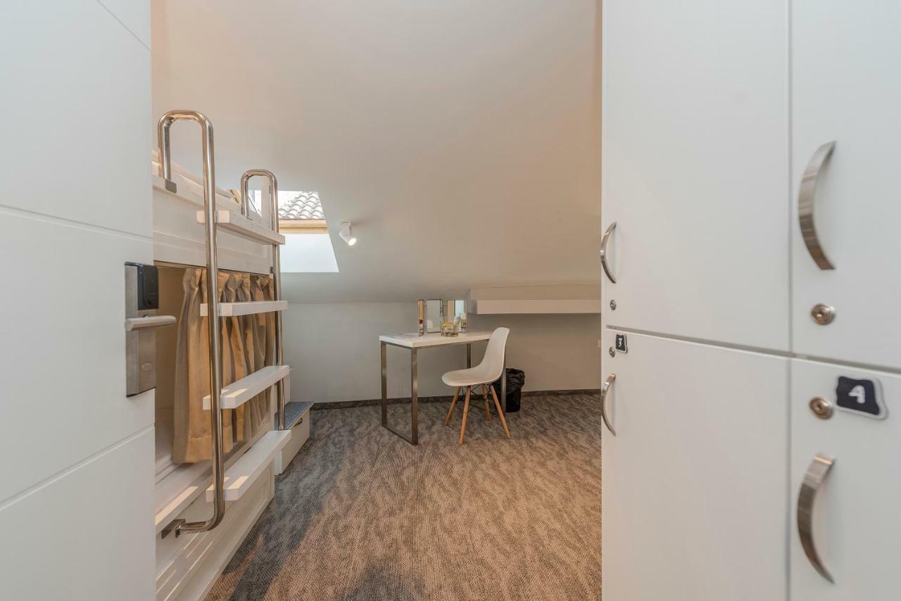 Downtown Boutique Hostel Zadar Ngoại thất bức ảnh