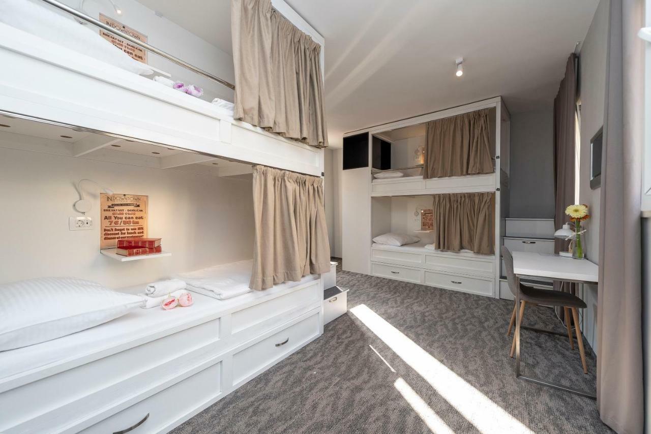 Downtown Boutique Hostel Zadar Ngoại thất bức ảnh