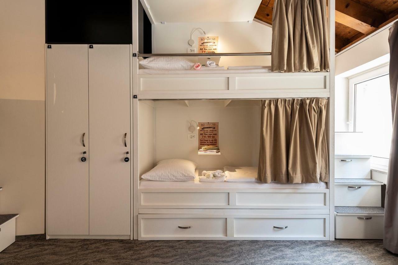 Downtown Boutique Hostel Zadar Ngoại thất bức ảnh