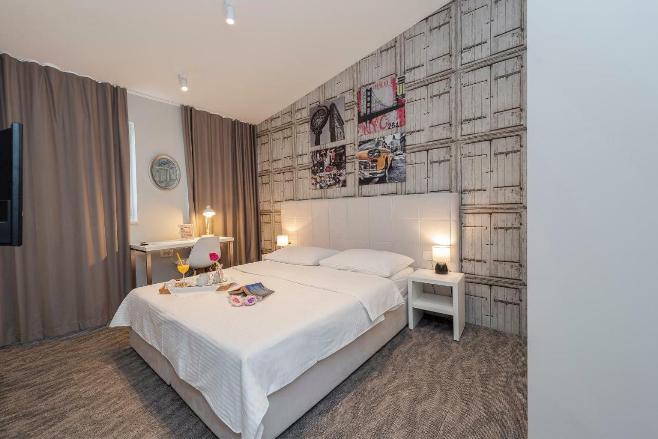 Downtown Boutique Hostel Zadar Ngoại thất bức ảnh