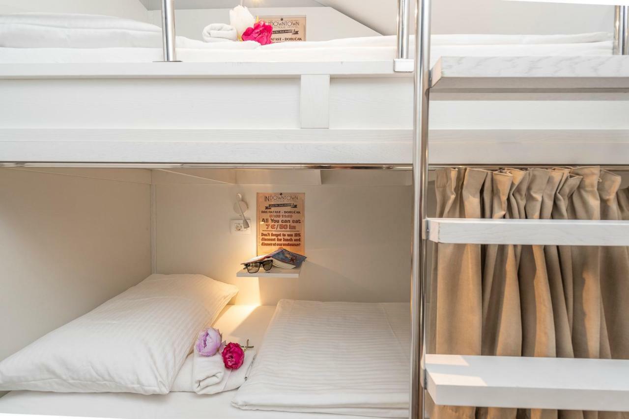 Downtown Boutique Hostel Zadar Ngoại thất bức ảnh