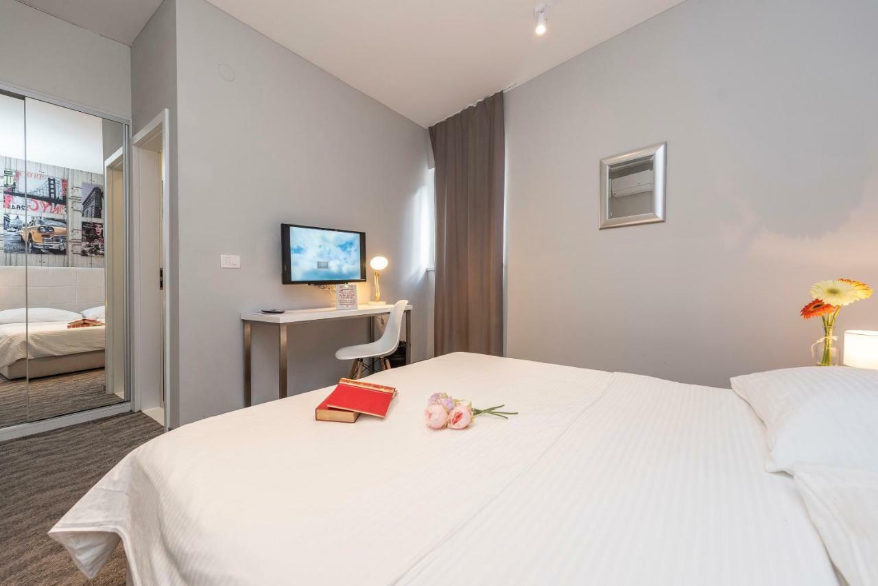 Downtown Boutique Hostel Zadar Ngoại thất bức ảnh